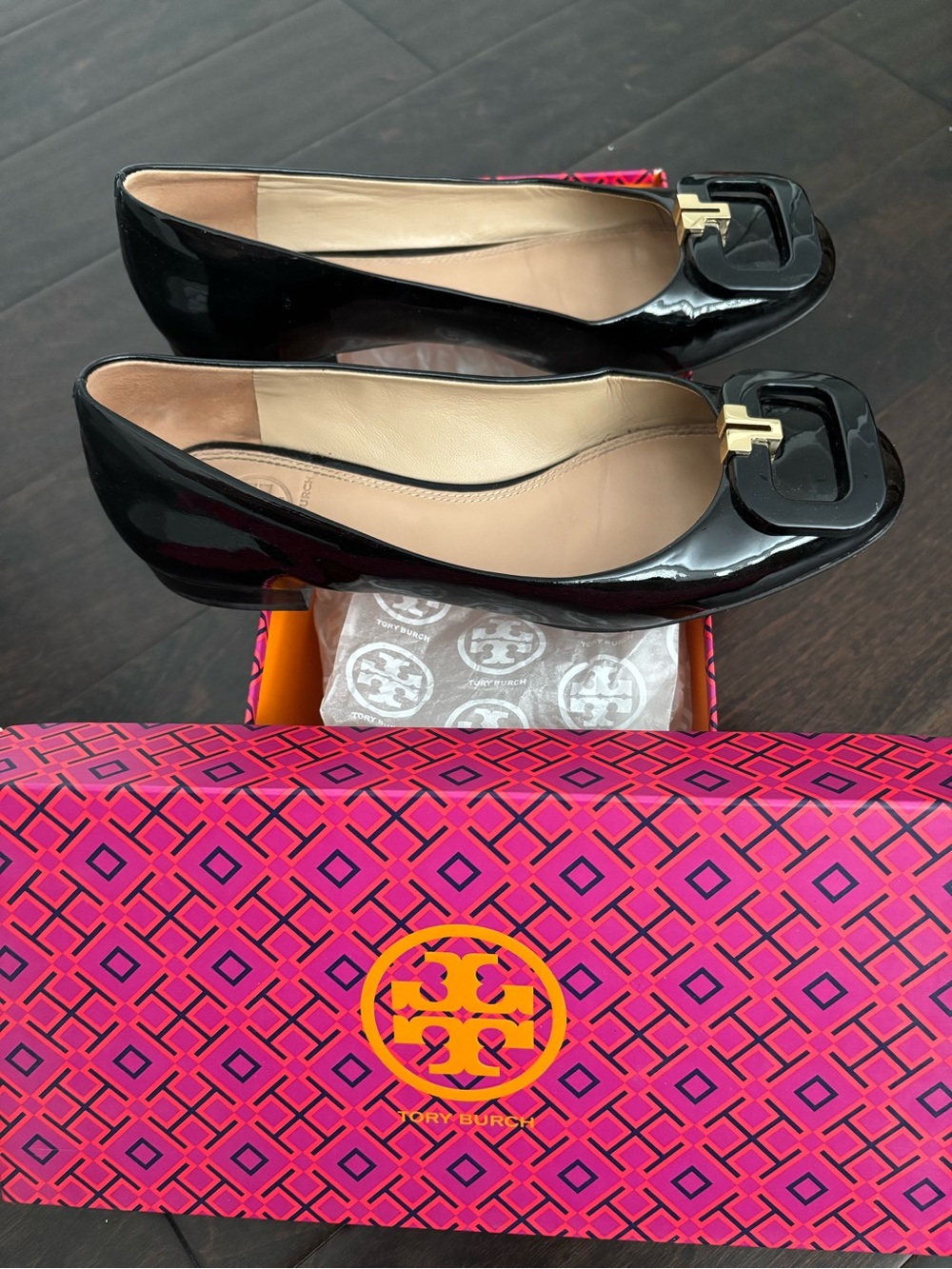 Tory Burch Black Patent Leather Flats with Gold Logo Accent - Picture 5 of 7